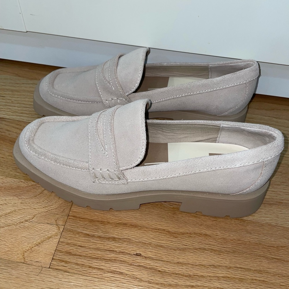 Dolce Vita | Women’s Tan Slip-On Loafers | Very Comfortable | Size 7.5 | New